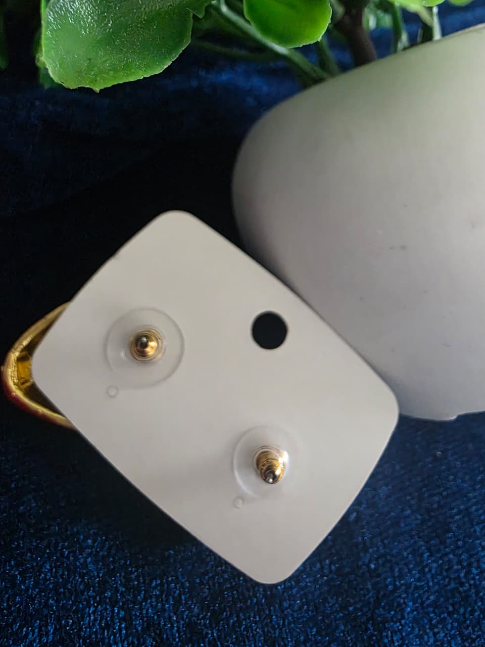 Anti tarnish earing